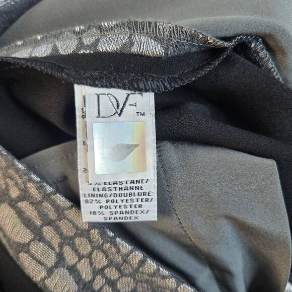 DVF Diane von Furstenberg Pants Size 6 Alexis Jacquard Metallic Croc Foil Skinny - Picture 10 of 10